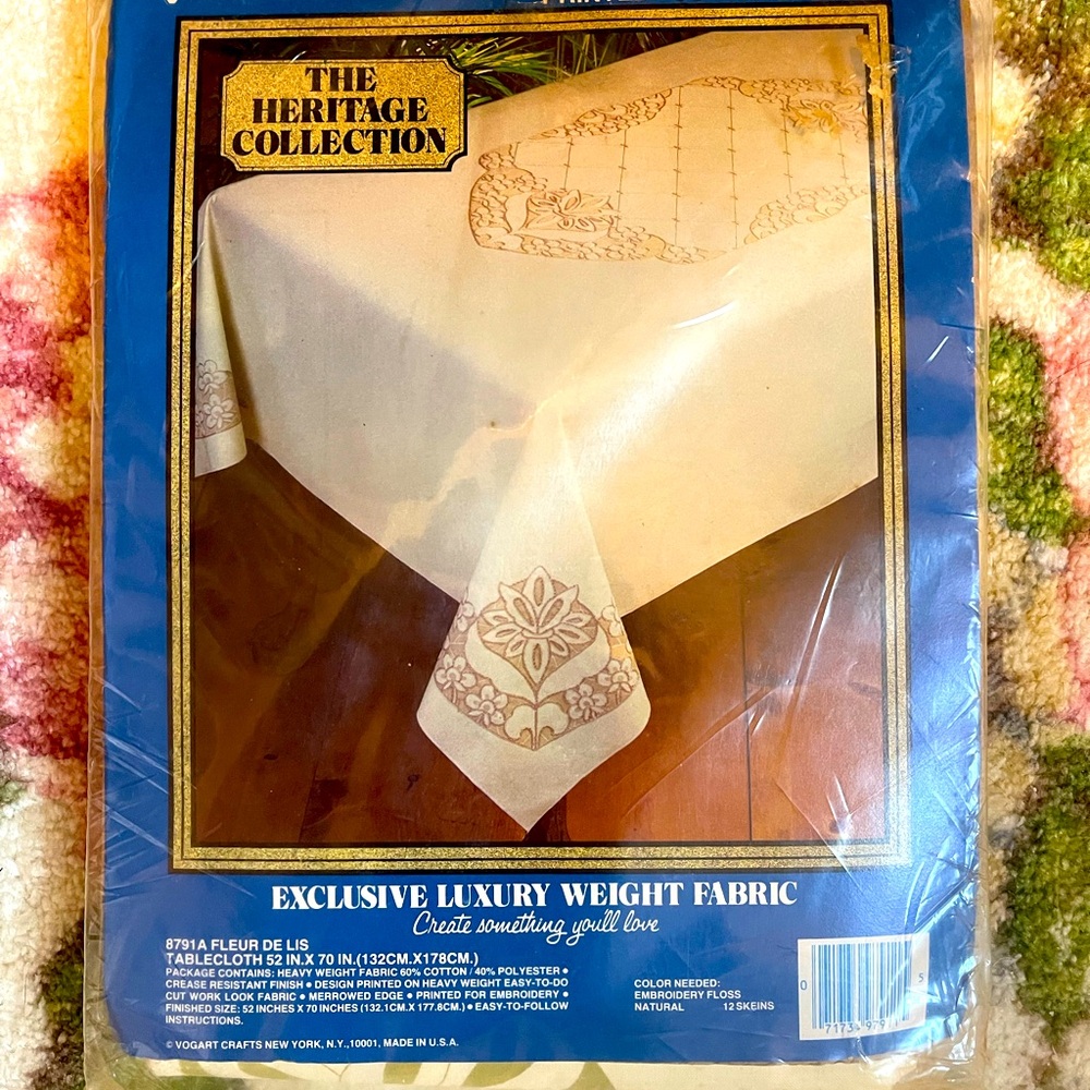 The Heritage Collection Tablecloth Kit